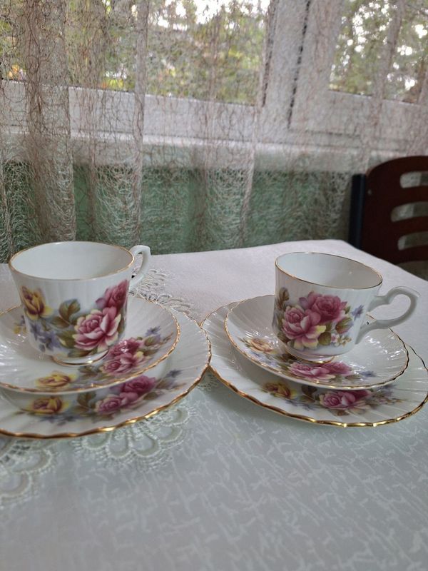 Продам чайные трио, молочники Продам чайные трио, молочники