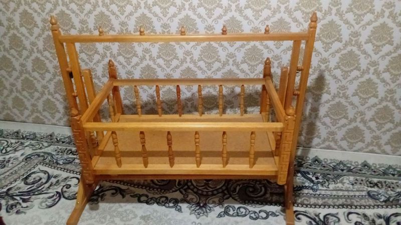 Кровать Кровать