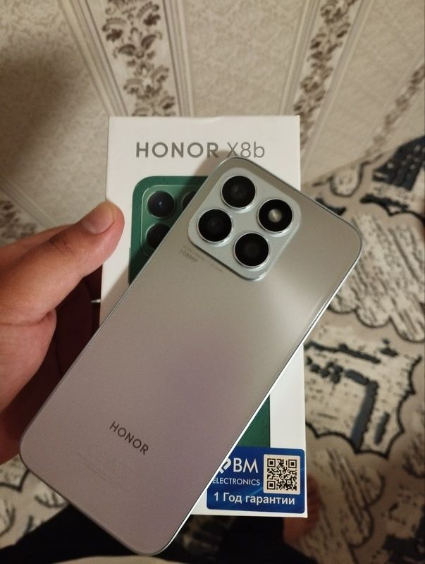 Honor 8b 8/256 GB sotiladi Honor 8b 8/256 GB sotiladi