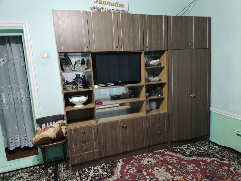 Mebel zal uchun holati yaxshi Mebel zal uchun holati yaxshi