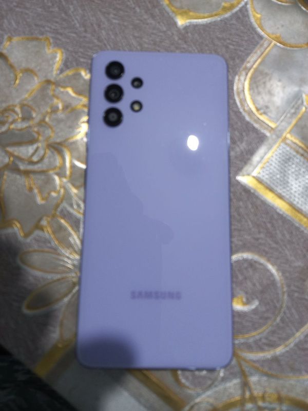 Samsung a32 состаяния идиал Samsung a32 состаяния идиал