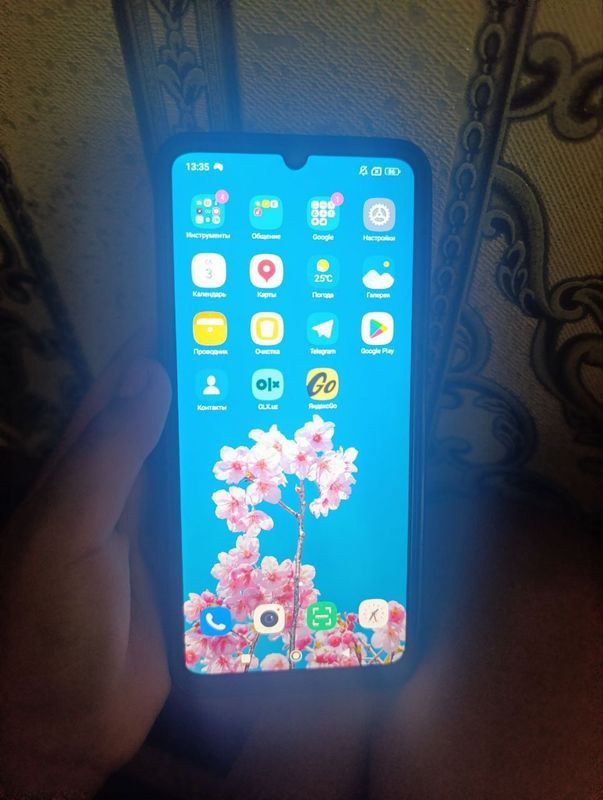 Redmi 13C . 128 GB sotiladi. Redmi 13C . 128 GB sotiladi.
