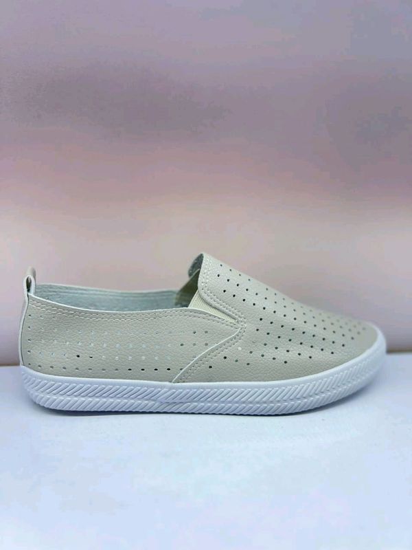 Do Do Krasofka Unisex RAZMER 36.37.38.39.40