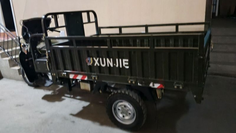 Marka XUNJIE xolati zur yili 2023 prabeg 6000 kelishamiz kami keyingi Marka XUNJIE xolati zur yili 2023 prabeg 6000 kelishamiz kami keyingi