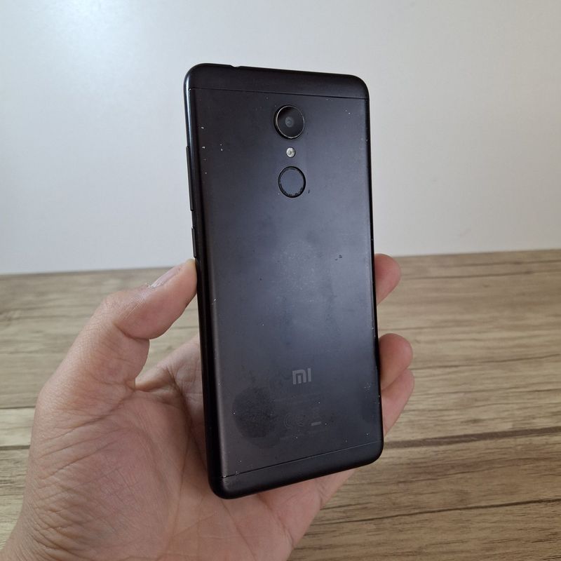 Redmi 5 sotiladi Arzon