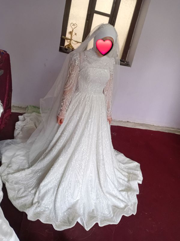 yangi 1 martadan kiyilgan 500mingdan ideal holat yangi 1 martadan kiyilgan 500mingdan ideal holat