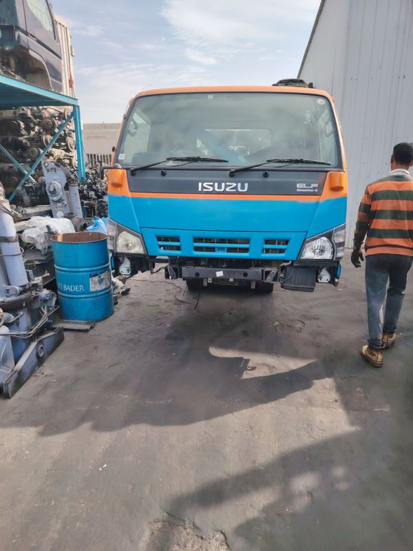 Isuzu kabina sotilyapti Isuzu kabina sotilyapti