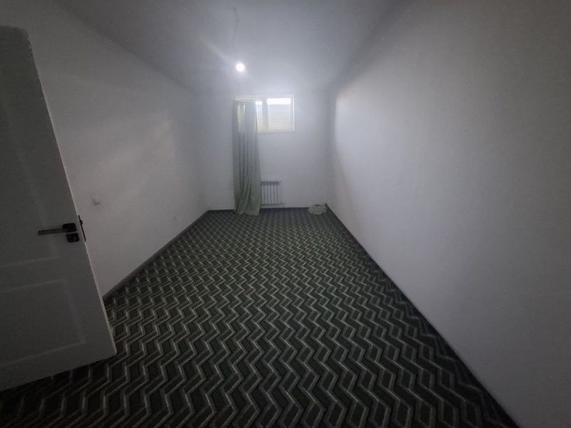 Arenda kvartira Bektemir T Vodnik Muljal Prakratura oldida 1xona -1et