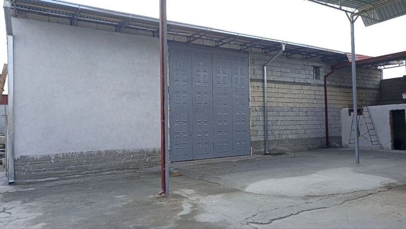 Sklad arenda 300 kvadrat Sklad arenda 300 kvadrat