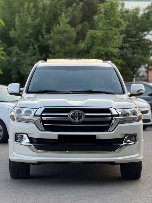 Toyota Land Cruiser 200 4,6L Toyota Land Cruiser 200 4,6L