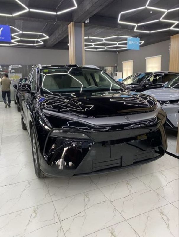 BYD Tang L Flagship 670km