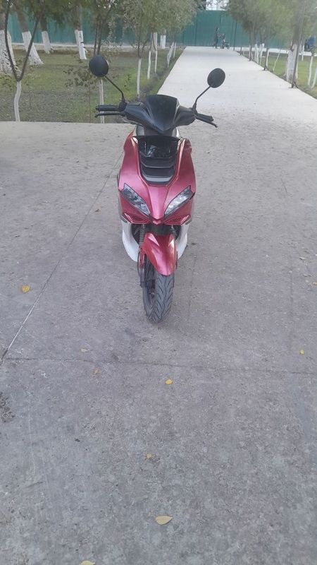 Sketer 150 kub yuradi pulti bor pultda yonadi
