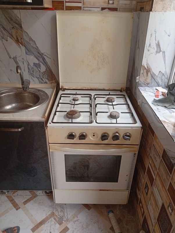 Продаётся газ плита Продаётся газ плита