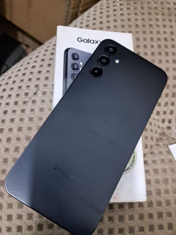 Samsung A14 4/64gb Samsung A14 4/64gb