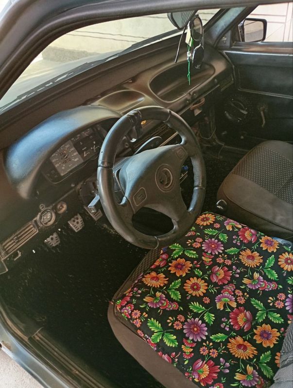 Vaz 2108 yili 1988 Vaz 2108 yili 1988
