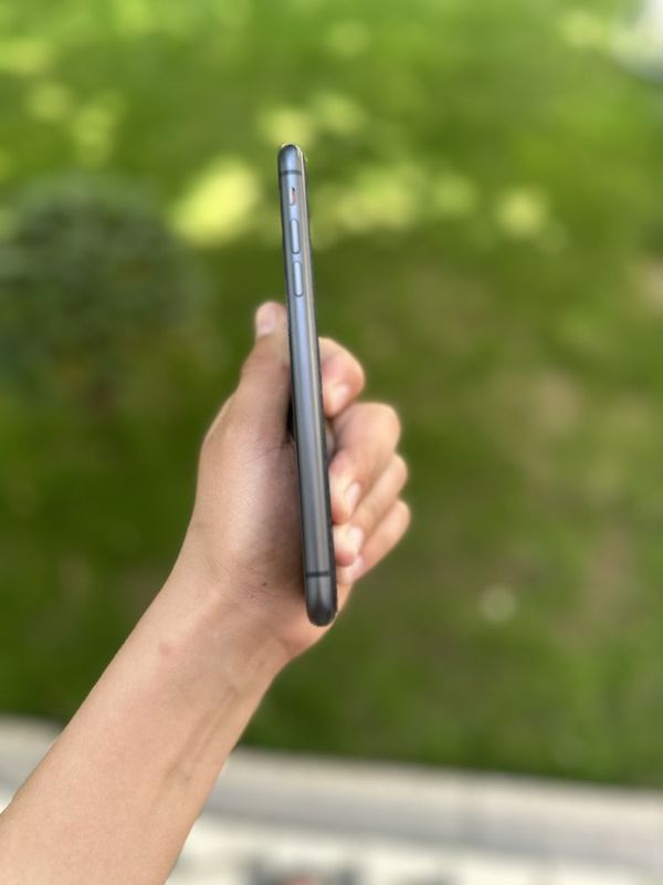 Iphone 11 karboka dakumet bor