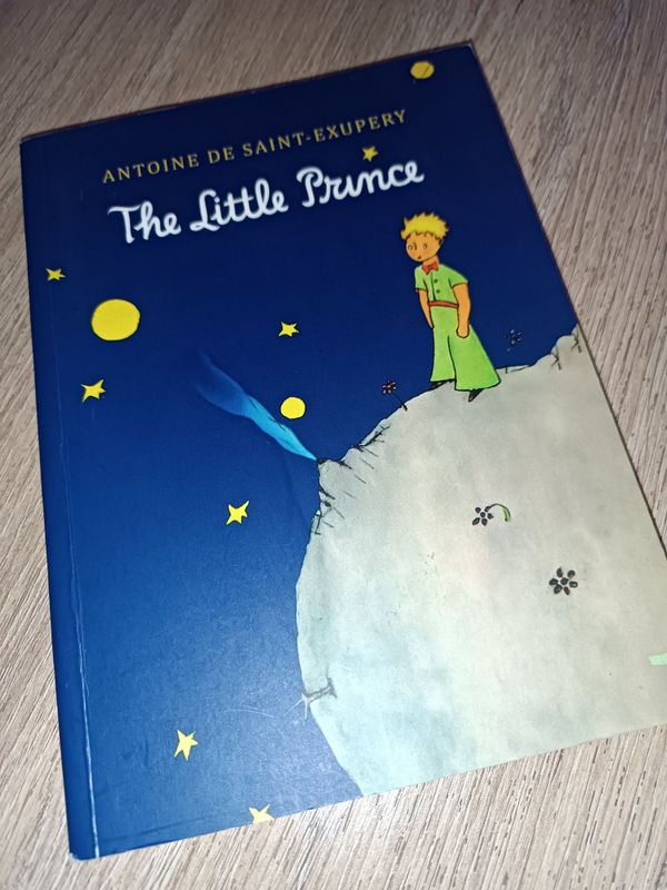 книга на английском «The little prince»