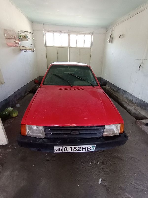FORD srochni sotiladi kelishtirib beramiz