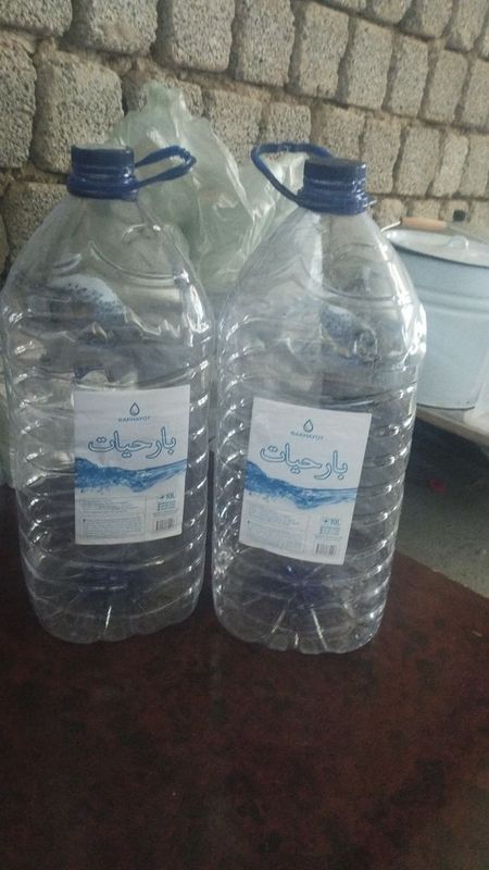 10 L toza suvdan boshagan bakilashkala sotiladi. 10 L toza suvdan boshagan bakilashkala sotiladi.