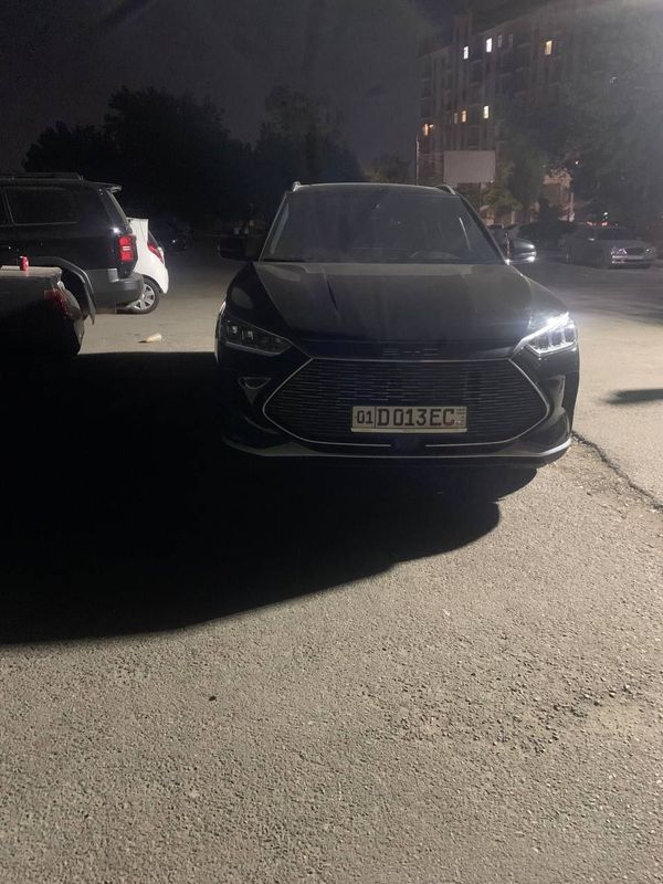 BYD song plus gibrid AWD toza BYD song plus gibrid AWD toza