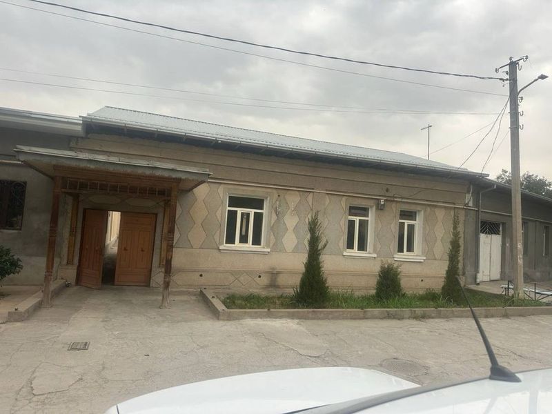 Yunusobod hovli 3,5 sotix yer hisobida sotiladi. Юнусабад 3.5 сотих Yunusobod hovli 3,5 sotix yer hisobida sotiladi. Юнусабад 3.5 сотих