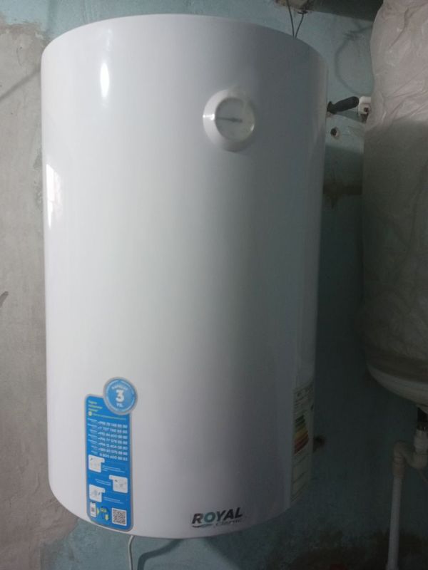 Ariston sotiladi 80L