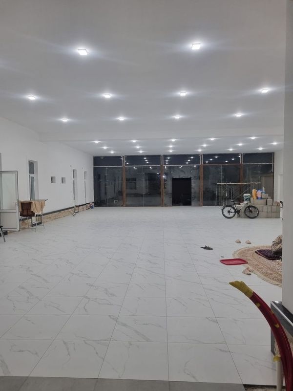 Bulungur markazida Uzbekiston kochada 400m2 joy ijaraga beriladi