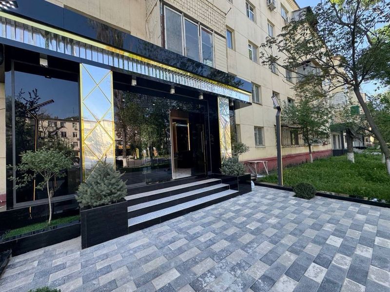 Офис эгаси Лисунова рестаран Парвоз Офис эгаси Лисунова рестаран Парвоз