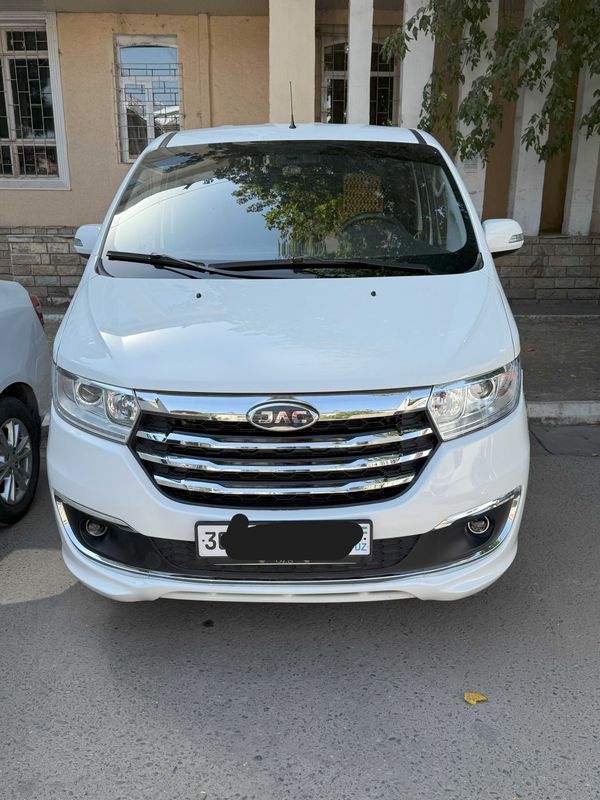 JAC M3 plus 1.8L JAC M3 plus 1.8L