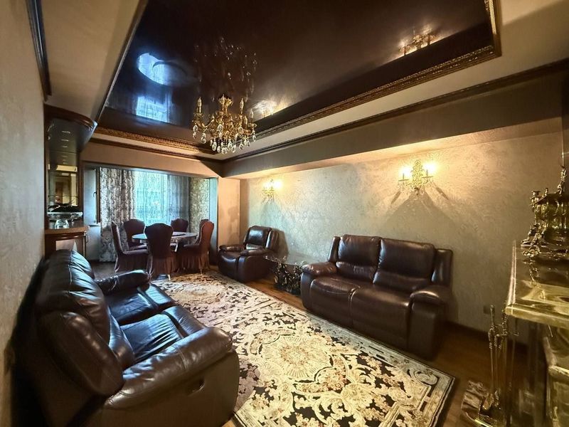 Продается 4х ком квартира на Ц-4 э, ор-р: кафе Плов, 96 м² Продается 4х ком квартира на Ц-4 э, ор-р: кафе Плов, 96 м²