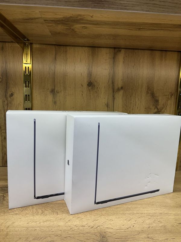 Macbook Air M2 16/256GB Новый!!! Macbook Air M2 16/256GB Новый!!!