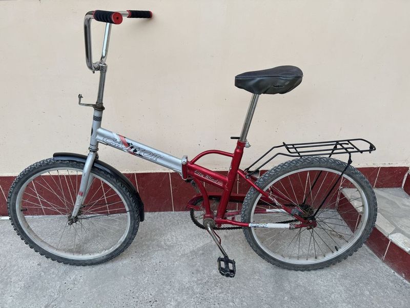 Velosiped sotiladi Velosiped sotiladi