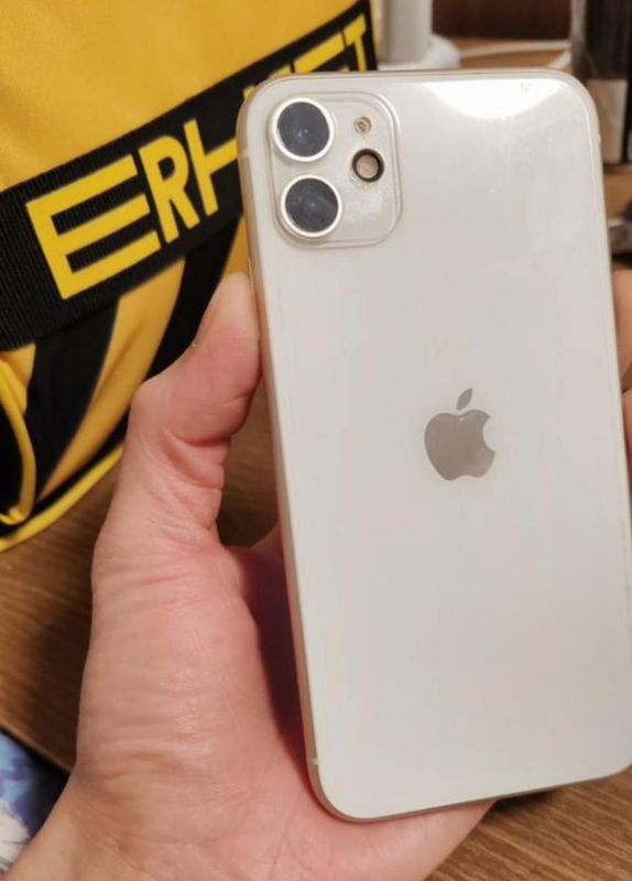 IPhone 11 64 Gegobayt IPhone 11 64 Gegobayt