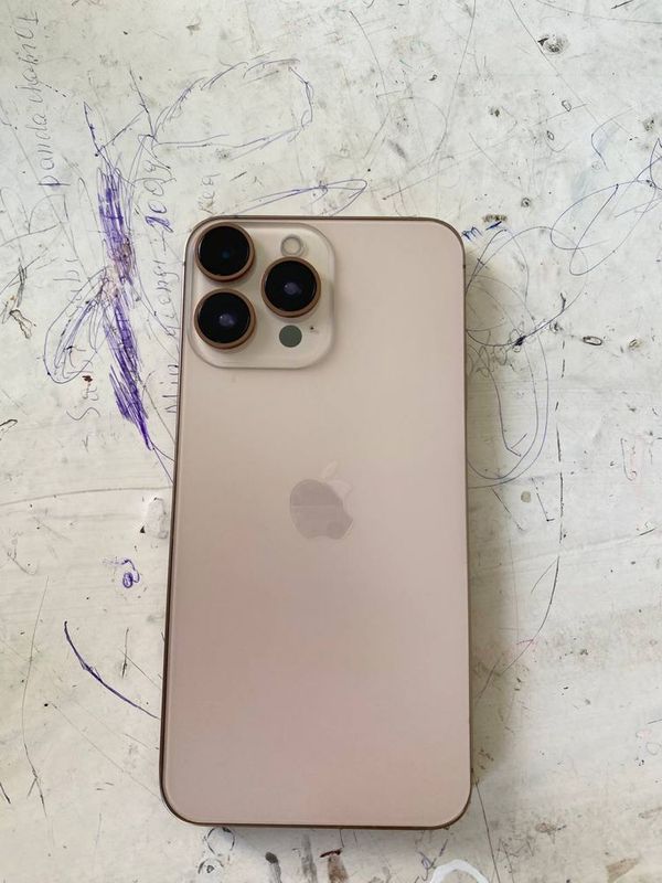 iPhone XS MAX & 16 pro max qilingan iPhone XS MAX & 16 pro max qilingan