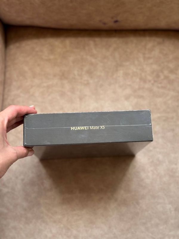 Huawei Mate X5 (12/512 GB) srochna sotiladi Huawei Mate X5 (12/512 GB) srochna sotiladi