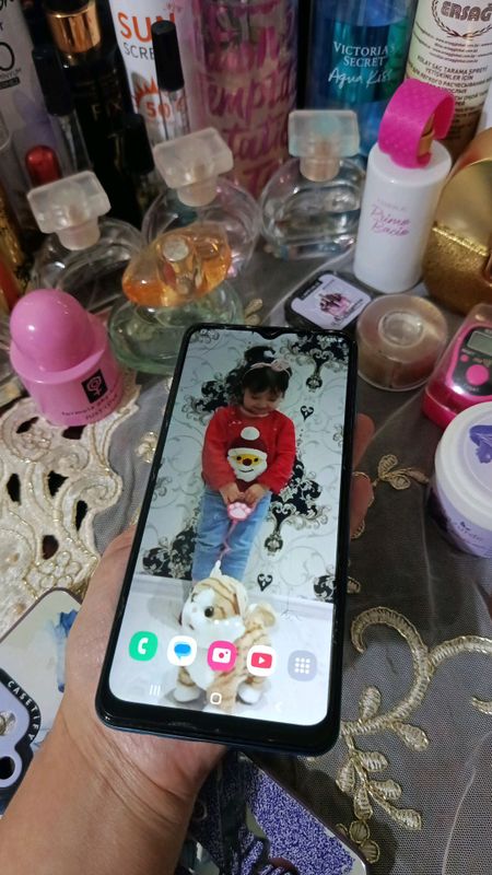Samsung12 holati yahwi Samsung12 holati yahwi