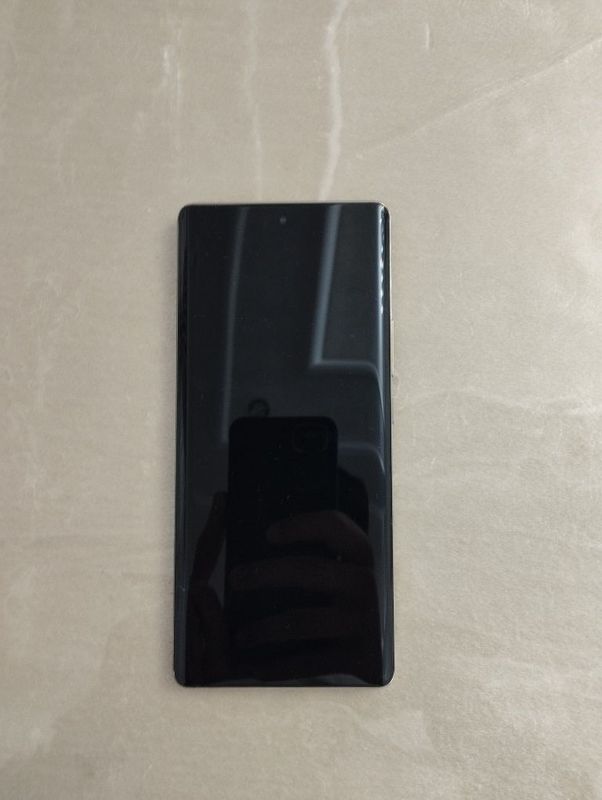 Продаеться INFINIX NOTE 40 PRO