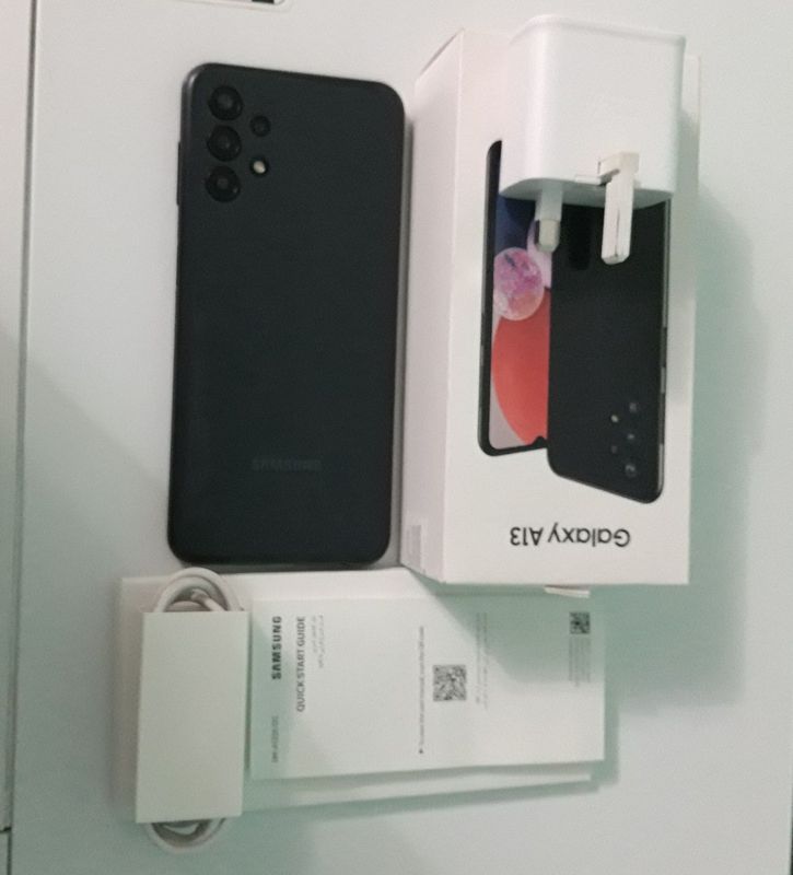 Samsung A13 telefon sotaman xotirasi 4/64