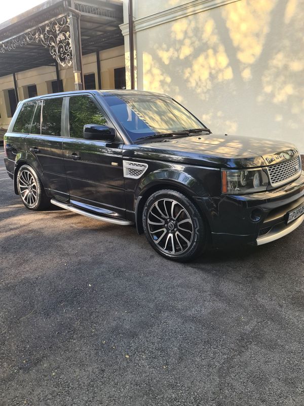 Range Rover. Sport Range Rover. Sport