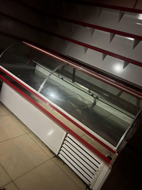 Xaladelnik sotiladi xolti zo’r Xaladelnik sotiladi xolti zo’r