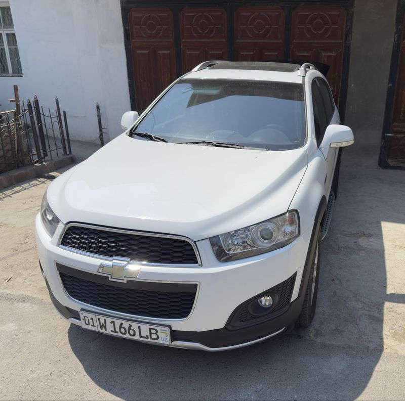 Captiva 2-3 qligan oq 251 min km 2011 yil propan bor 3-pok Captiva 2-3 qligan oq 251 min km 2011 yil propan bor 3-pok