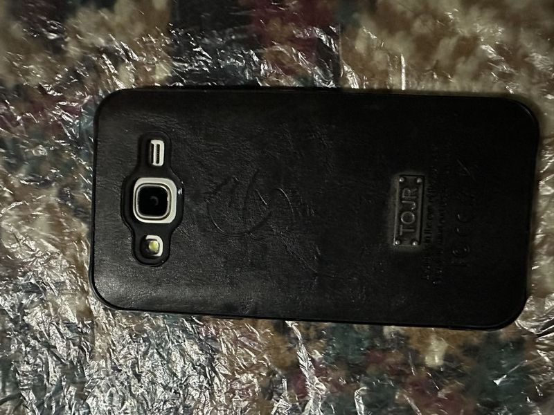 J5 telefon sotiladi J5 telefon sotiladi