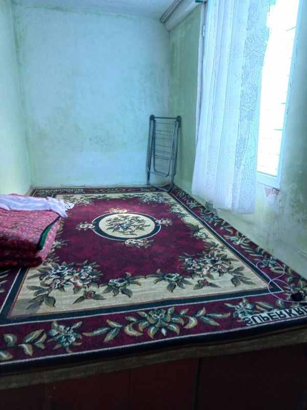 Uy sotiladi oladiganlar tel qilsin hujjatlari joyda