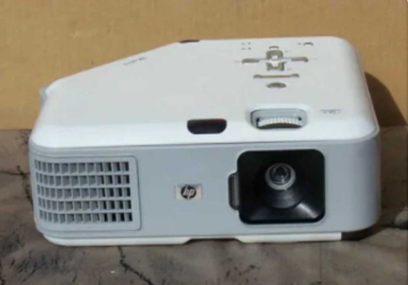 Проектор HP vp6310 DLP Projector 1600 ANSI Lumens