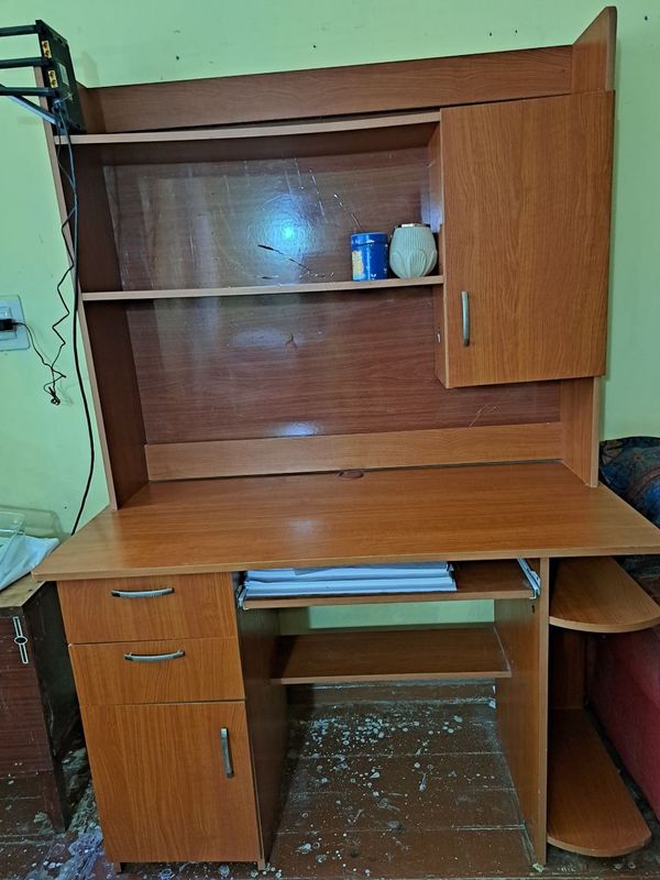 Продам кампютирни стол Продам кампютирни стол