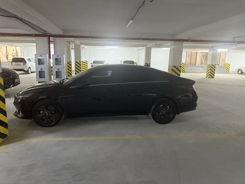 Hundai elantra 1.6