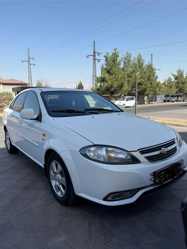 Gentra 3 pozitsiya 2020 yil 88.000 km gaz quyilgan Gentra 3 pozitsiya 2020 yil 88.000 km gaz quyilgan