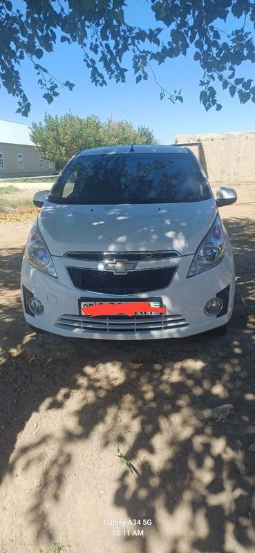 Arzon va tayyor Spark sotiladi