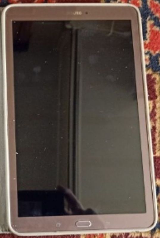Samsung Tab E planshet sotiladi Xolati ideal Tiniq ishlashlari Samsung Tab E planshet sotiladi Xolati ideal Tiniq ishlashlari