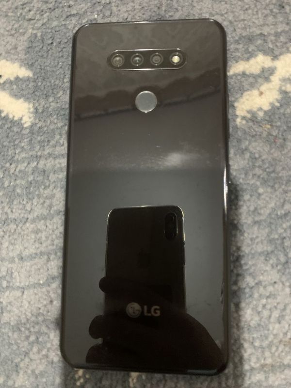 LG Q51 32gb sotiladi